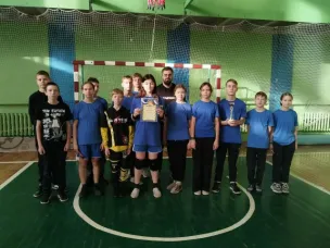 соревнования  по волейболу