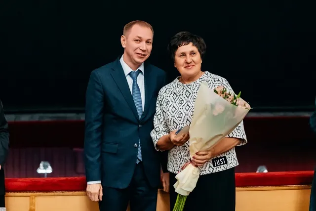 В Нижегородской области наградили лучших работников сферы образования