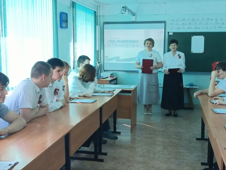 Час поэзии. «Уроки Памяти К.М. Симонова» (Индюхина А.Ю., Муратова Т.Ф.)